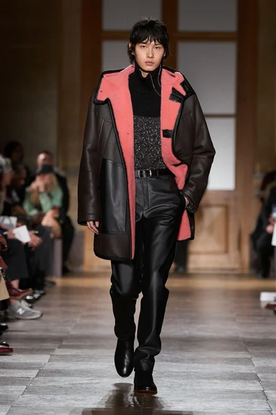 Look 36